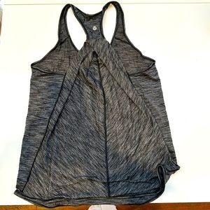 Lulu Lemon Tank, size 6 🏃🏻‍♀️